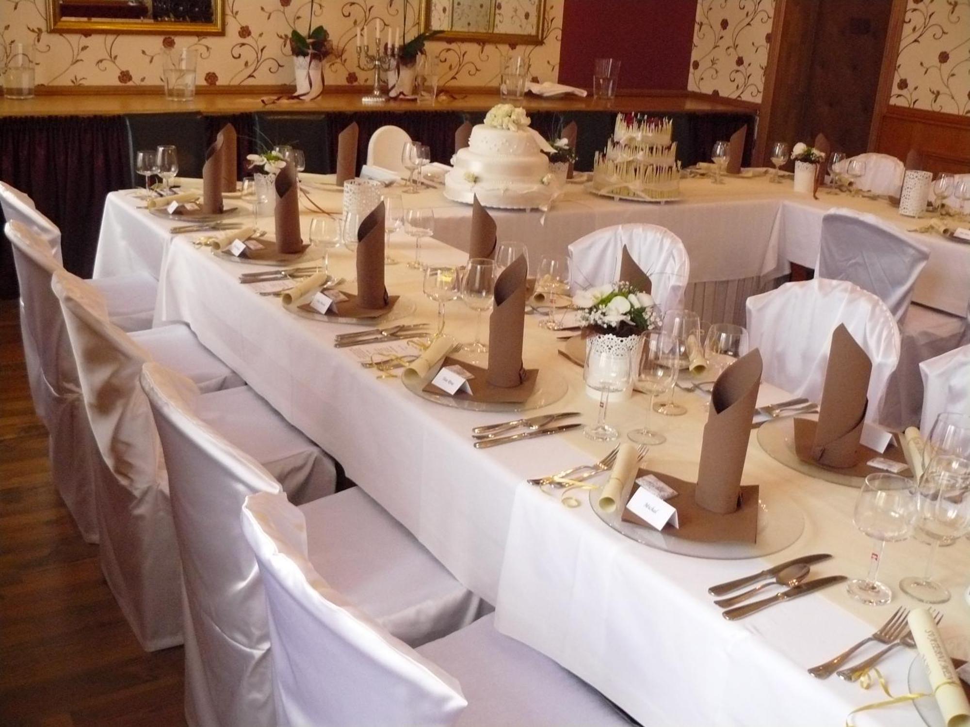 Hotel Zlaty Orel オストラヴィツェ エクステリア 写真