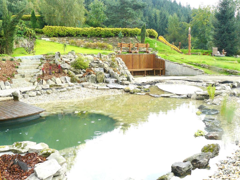 Hotel Zlaty Orel オストラヴィツェ エクステリア 写真